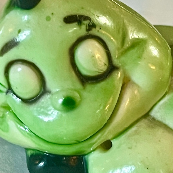 Set of 3 Vintage ceramic adorable Green Caterpillar/inchworm Figurines - Picture 9 of 16